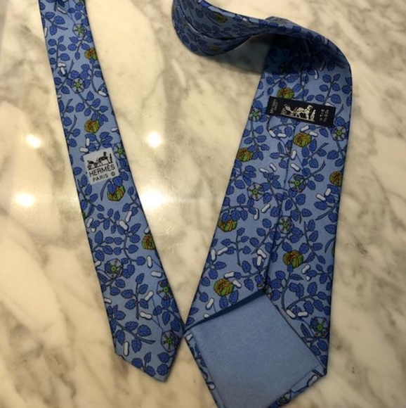 Hermes Other - Hermès tie with floral design